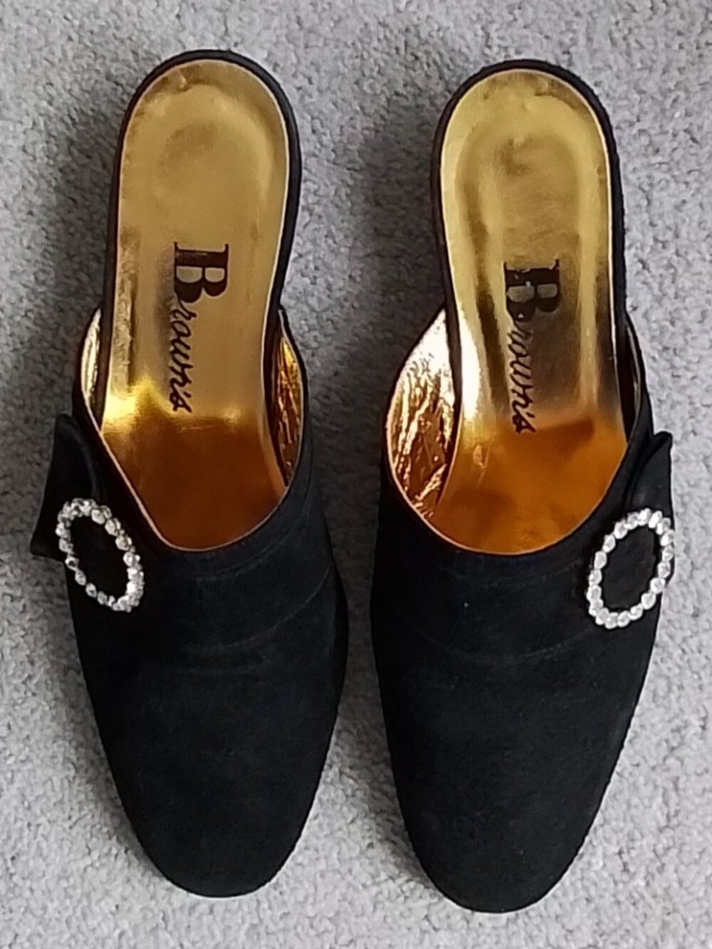 Brown's Women's Genuine Suede Slippers size 5/5.5 made in Italy